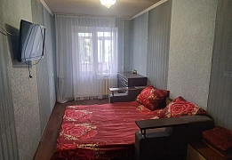 Квартири подобово в Індустріальному районі (92)