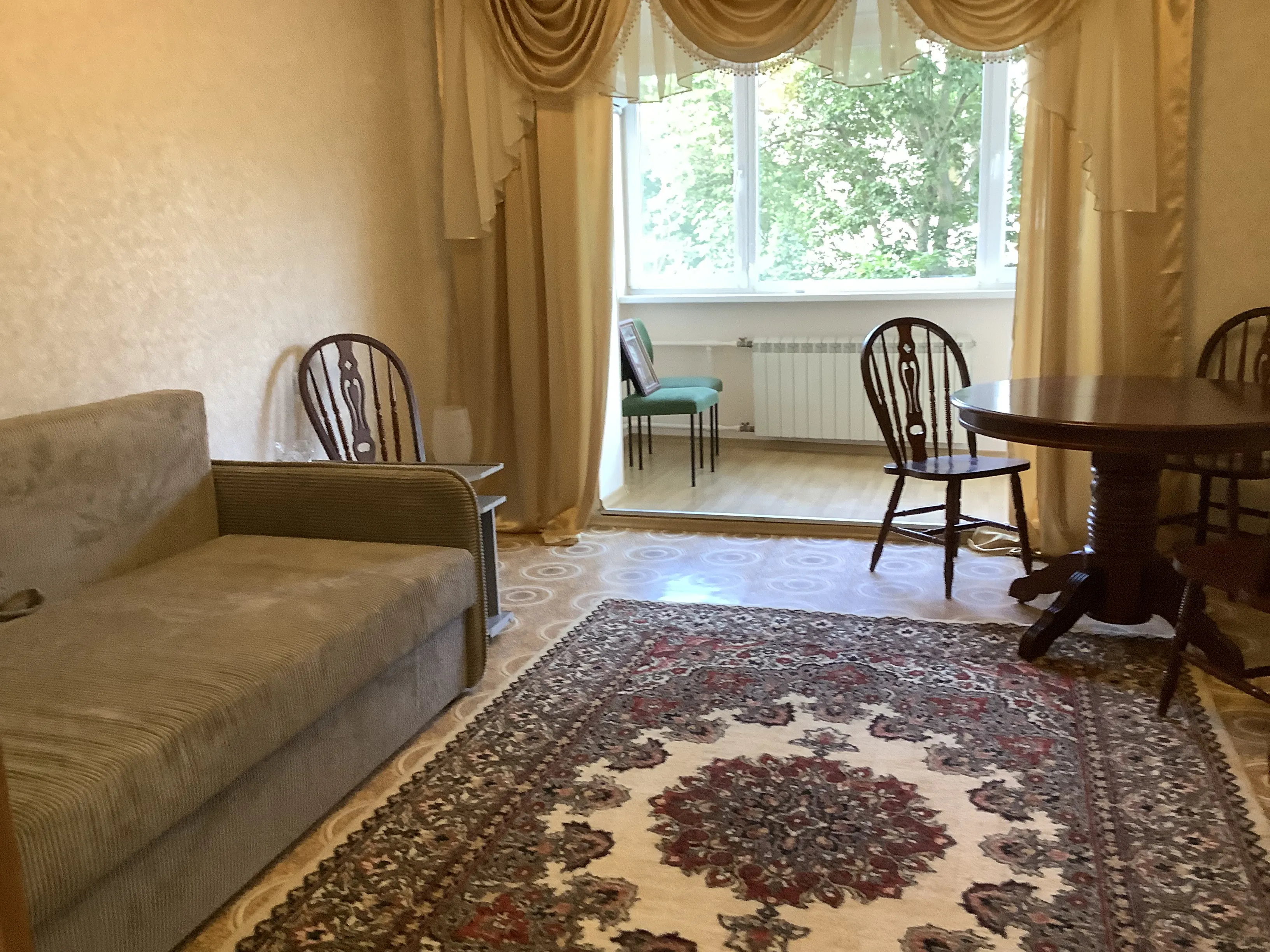 Двокімнатна близько моря