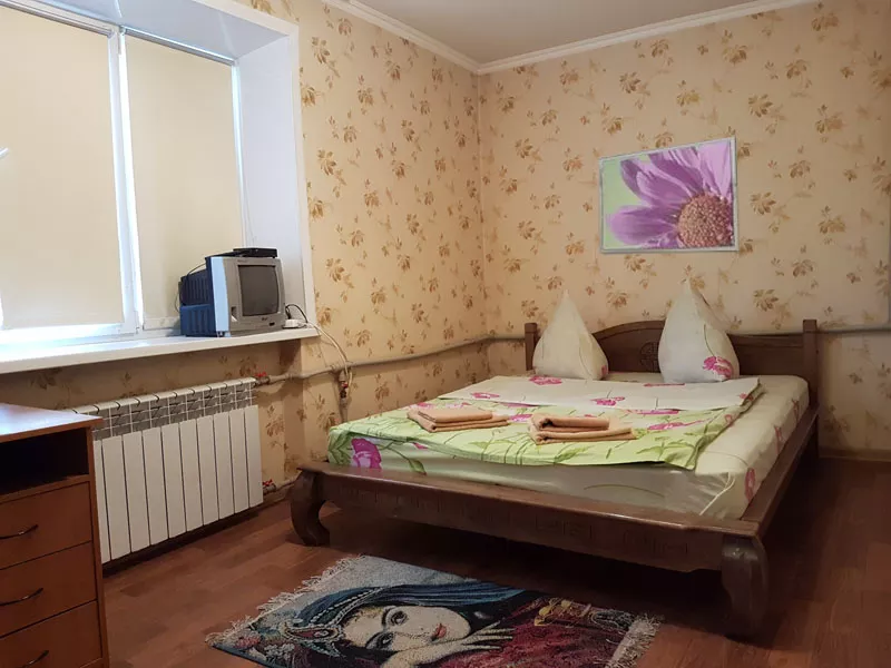 Двухкомнатная квартира посуточно в Запорожье, Александровский район, ул. Украинская, 43 — 1000694606