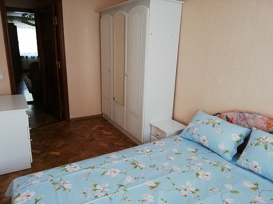 Трехкомнатная квартира посуточно в Луцке, пр-т Воли, 52