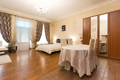 1-комнатная посуточно в Одессе. Приморский район, ул. Екатерининская, 18 &mdash; 1000448477 изображение 2