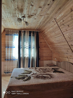 Дом посуточно в Яремче, ул. Камянка, 19