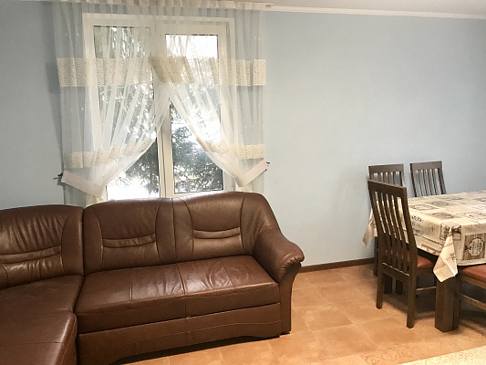 Дом посуточно в Хусте, с. Шаян, вул. Підлісна, 5б