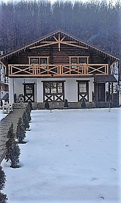 Мини-отель посуточно в Поляне, ул. Духновича, 152