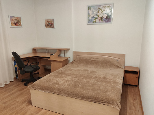 Однокомнатная квартира посуточно в Симферополе, Киевский район, ул. Тренева, 21