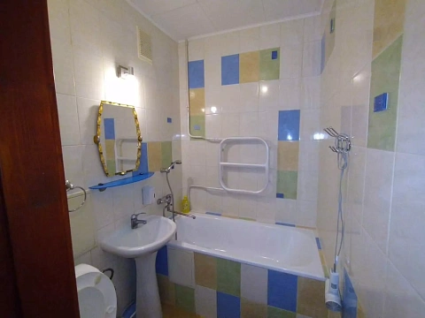 1-комнатная посуточно в Чернигове. Деснянский район, ул. Родимцева, 5 &mdash; 969189757 изображение 8