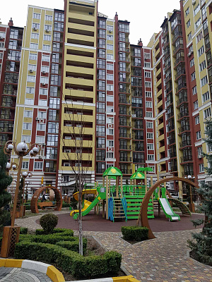 Однокомнатная квартира посуточно в Ирпене, ул. Украинская, 83б