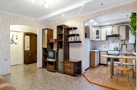 2-комнатная посуточно в Сумах. Ковпаковский район, пр-т Шевченко, 19 &mdash; 1001217554 изображение 1