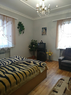 Двухкомнатная квартира посуточно в Хмельницком, ул. Проскуровская, 62