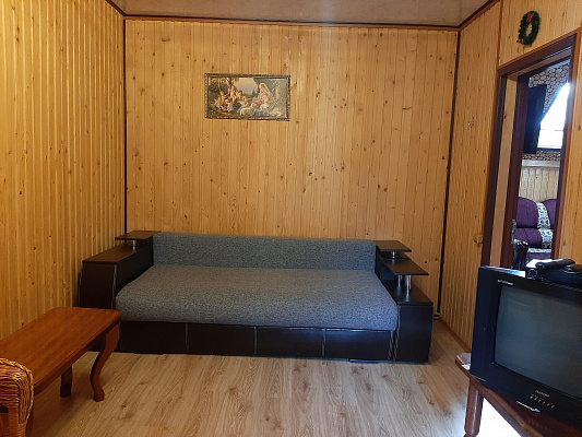 Дом посуточно в Плавье, ул. Брынивка, 59