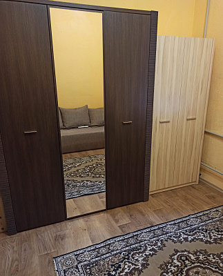 Двухкомнатная квартира посуточно в Днепре, Бабушкинский район, ул. Воскресенская, 38