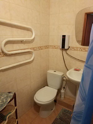 Однокомнатная квартира посуточно в Хмельницком, ул. Вайсера, 86