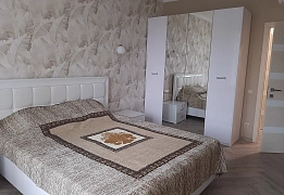 Квартиры посуточно в Приморском районе (83)