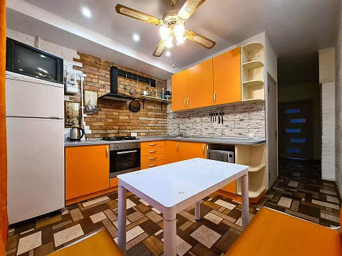 2-комнатная daily in Zaporizhzhia. Voznesenovskiy district, Sobornyy Ave., 171 &mdash; 1001390161 image 7