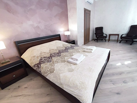 1 room daily in Kamianets-Podilskyi. Polskiy rynok Sq., 19 &mdash; 1001417252 image 4