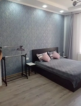 2-комнатная daily in Chernivtsi. Pervomayskiy district, Karolya Mikuli St., 6 &mdash; 1001416363 image 1