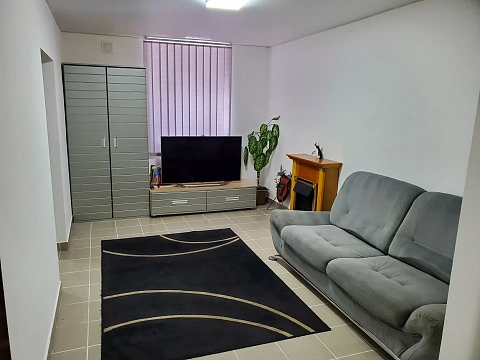 2-комнатная посуточно в Черновцах. Первомайский район, ул. Главная, 99 &mdash; 1001599199 изображение 1