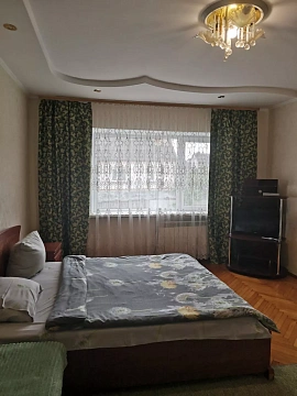 Дом посуточно в Хмельнике. ул. О.Вишни, 6 &mdash; 1001553272 изображение 1