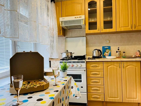 2-комнатная посуточно в Запорожье. Александровский район, пр-т Соборный, 144 &mdash; 1001622347 изображение 8