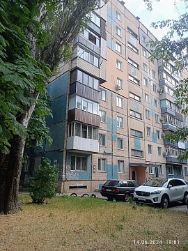 3-комнатная daily in Kryvyi Rih. Pokrovskiy district, Elektrozavodskaya St., 8 &mdash; 1001614045 image 19