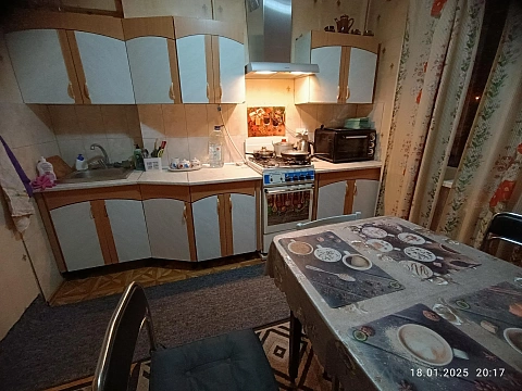 3-комнатная daily in Kryvyi Rih. Pokrovskiy district, Elektrozavodskaya St., 8 &mdash; 1001614045 image 12