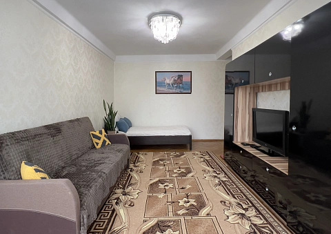 2-комнатная подобово у Києві. Святошинский район, вул. Михайла Котельникова, 89 &mdash; 1001647772 зображення 1