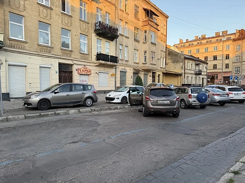 1-комнатная daily in Lviv. Galitskiy district, Svyatogo Teodora Sq., 5 — 1001679680 image 4