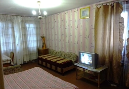 Квартири подобово в Індустріальному районі (4)