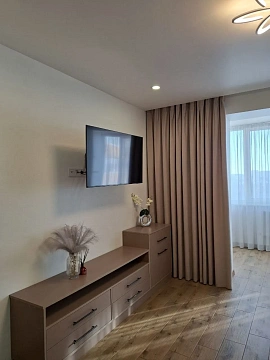 1-комнатная daily in Chernivtsi. Pervomayskiy district, CHernovola St., 1 &mdash; 1001693859 image 4