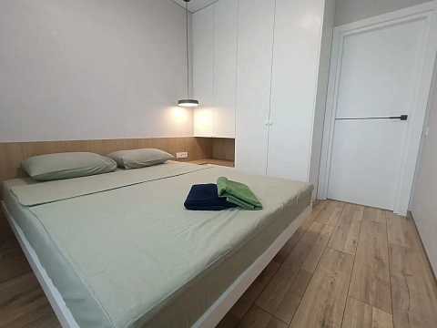 1-комнатная посуточно в Днепре. Амур-Нижнеднепровский район, ул. Чикаленко (Аржанова), 1 &mdash; 1001694521 изображение 1