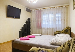 Квартири подобово в Оболонському районі (41)