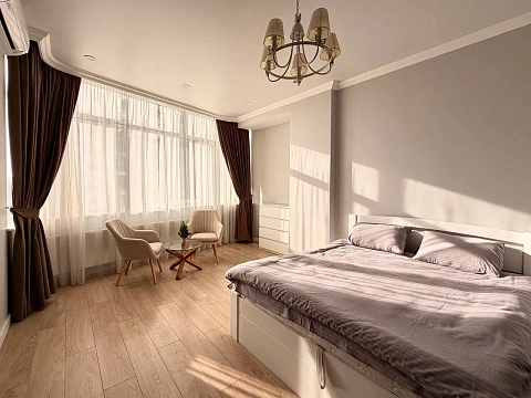 3-комнатная daily in Odesa. Primorskiy district, Gagarinskoe plato, 5/2 &mdash; 1001342538 image 5