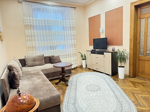 2-комнатная посуточно в Черновцах. Шевченковский район, ул. Университетская , 48 &mdash; 1001695638 изображение 3