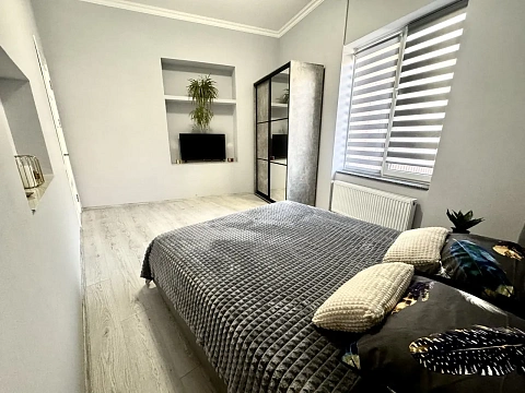 2-комнатная daily in Chernivtsi. SHevchenkovskiy district, Universitetskaya St., 25 &mdash; 1001695266 image 6