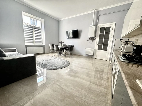 2-комнатная daily in Chernivtsi. SHevchenkovskiy district, Universitetskaya St., 25 &mdash; 1001695266 image 8