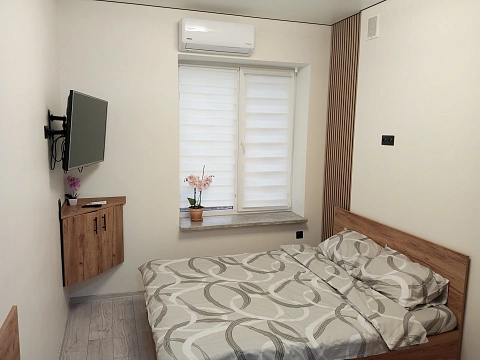 mini-hotels daily in Dnipro. Sobornyy district, Sobornaya Sq., 14 &mdash; 1001660795 image 1