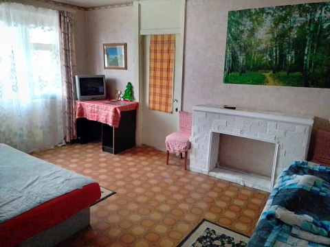 2-комнатная подобово у Дніпрі. Индустриальный район, вул. Богдана Хмельницького, 23 &mdash; 1000995069 зображення 1