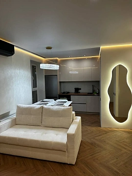 1-комнатная посуточно в Ровно. ул. Киевская, 19 &mdash; 1001695952 изображение 1