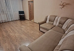 Квартири подобово в Індустріальному районі (113)