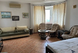 Квартири подобово в Приморському районі (83)