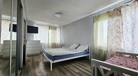 1-комнатная подобово у Дніпрі. Индустриальный район, пр-т Петра Калнышевського, 56 &mdash; 1000982258 зображення 1