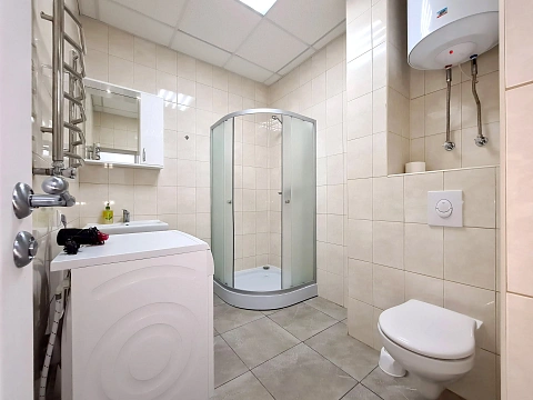 2-комнатная daily in Zaporizhzhia. Voznesenovskiy district, Sobornyy Ave., 192 &mdash; 1001555412 image 8