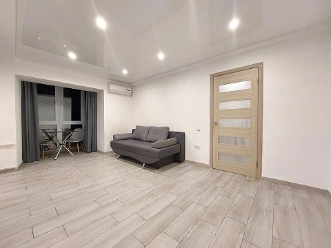 2-комнатная подобово у Запоріжжі. Вознесеновский район, пр-т Соборний, 133 &mdash; 1001633786 зображення 4