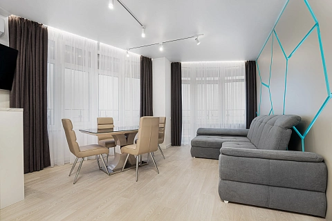 3-комнатная посуточно в Одессе. Приморский район, ул. Валерия Самофалова (ул. Каманина), 16 а &mdash; 1001701332 изображение 1