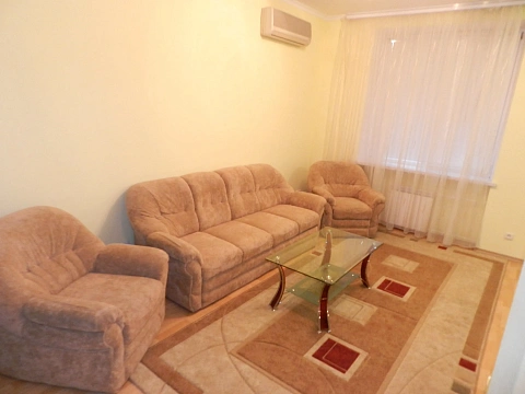 2-комнатная daily in Zaporizhzhia. Voznesenovskiy district, Sobornyy Ave., 174а &mdash; 1544331687 image 3