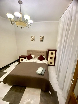 1-комнатная подобово у Львові. Галицкий район, вул. Івана Франка, 49 &mdash; 1001701905 зображення 1