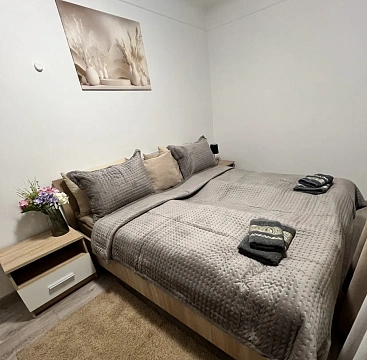 2-комнатная daily in Chernivtsi. SHevchenkovskiy district, Ivana Nikolaychuka St., 7 &mdash; 1001702059 image 1