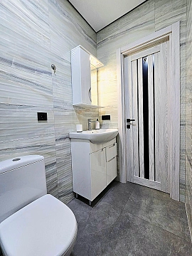 1-комнатная daily in Chernivtsi. SHevchenkovskiy district, Konstitutsionnaya St., 13 &mdash; 1001702421 image 9