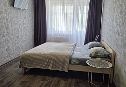 Квартиры посуточно в Деснянском районе (35)