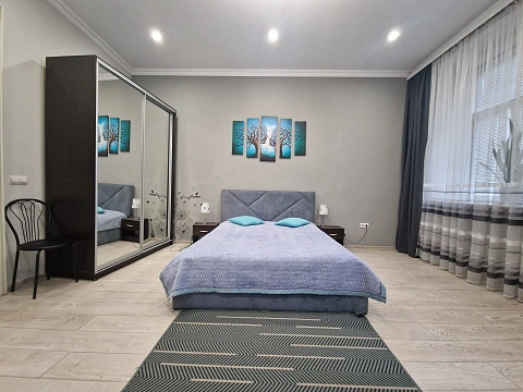 1-комнатная подобово у Чернівцях. Шевченковский район, вул. Головна, 10 &mdash; 1001036281 зображення 1